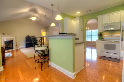 316 Long Leaf Dr, Hampstead, NC 28443 photo 8