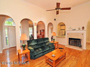 602 Hughes Rd, Hampstead, NC 28443 photo 8