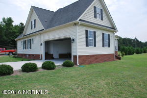 2978 Salty Hill Rd, Deep Run, NC 28525 photo 3