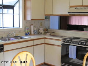722 Longleaf Dr, Sunset Beach, NC 28468 photo 8