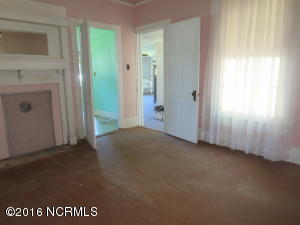 301 N Front St, Hamilton, NC 27840 photo 19