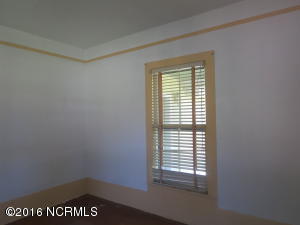 301 N Front St, Hamilton, NC 27840 photo 12