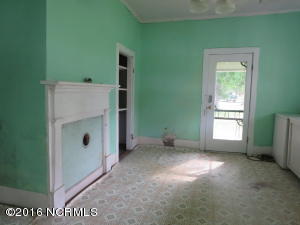 301 N Front St, Hamilton, NC 27840 photo 32