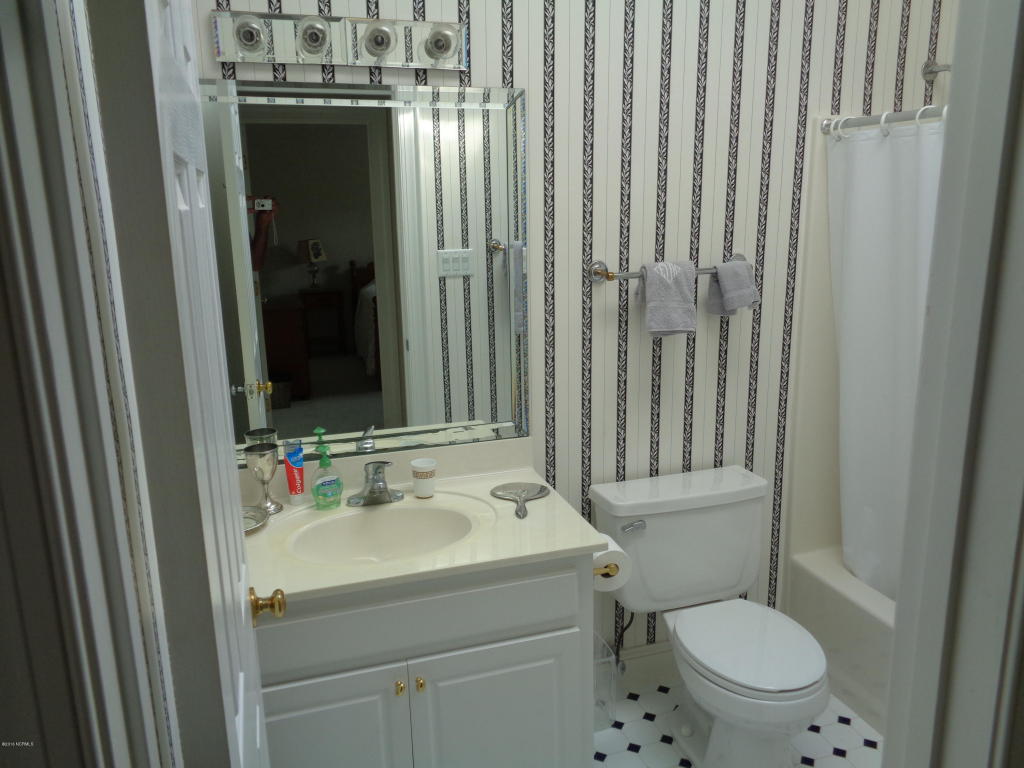 1012 Devonshire Dr, Trent Woods, NC 28562 photo 12
