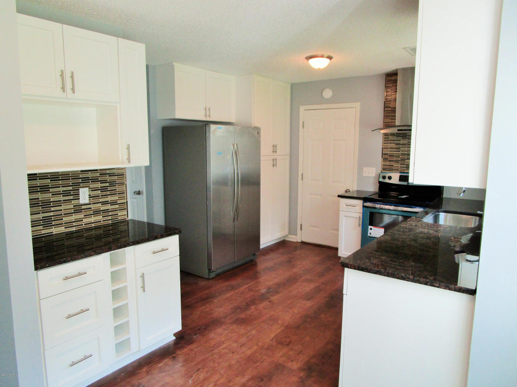 118 E Ivybridge Dr, Hubert, NC 28539 photo 10