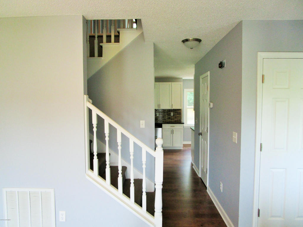 118 E Ivybridge Dr, Hubert, NC 28539 photo 14
