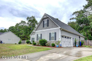 841 Washington Acres Rd, Hampstead, NC 28443 photo 3