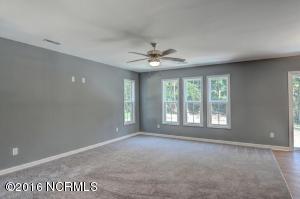 752 Gregory Fork Rd, Richlands, NC 28574 photo 6