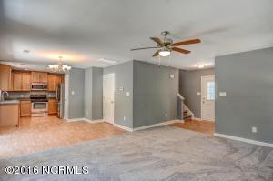 752 Gregory Fork Rd, Richlands, NC 28574 photo 8