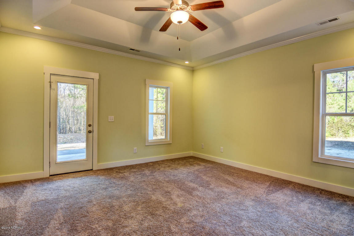 101 Weathersbee Dr, Hampstead, NC 28443 photo 13