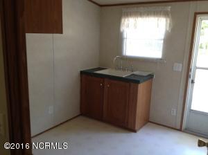 206 Meadow Ln E, Hubert, NC 28539 photo 8