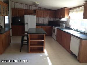 206 Meadow Ln E, Hubert, NC 28539 photo 3
