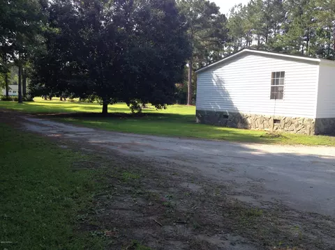 206 Meadow Ln E, Hubert, NC 28539 photo 12