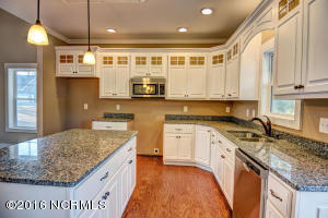 60 Sailview Ct, Hampstead, NC 28443 photo 15