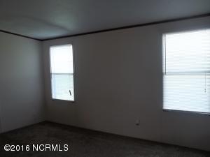 301 Michael Ct, Ayden, NC 28513 photo 11