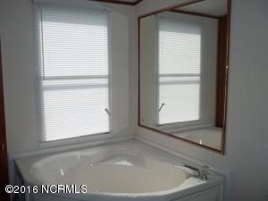 301 Michael Ct, Ayden, NC 28513 photo 13