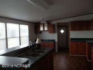 301 Michael Ct, Ayden, NC 28513 photo 6