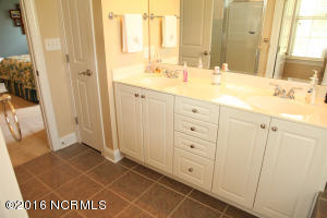 93 Scotlands Ct, Hampstead, NC 28443 photo 19
