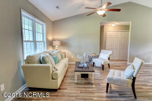 133 Marcil Ln, Hampstead, NC 28443 photo 7