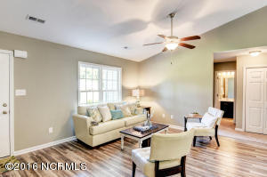 133 Marcil Ln, Hampstead, NC 28443 photo 5
