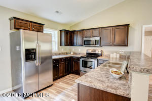 133 Marcil Ln, Hampstead, NC 28443 photo 11