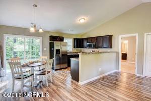 133 Marcil Ln, Hampstead, NC 28443 photo 9