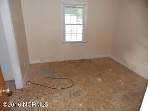 1122 Pineview Rd, Williamston, NC 27892 photo 13