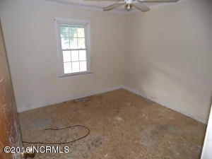 1122 Pineview Rd, Williamston, NC 27892 photo 8