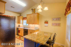 363 Hoover Rd, Hampstead, NC 28443 photo 6