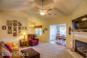 363 Hoover Rd, Hampstead, NC 28443 photo 4