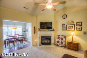 363 Hoover Rd, Hampstead, NC 28443 photo 5