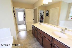 110 Osier Dr, Hampstead, NC 28443 photo 16