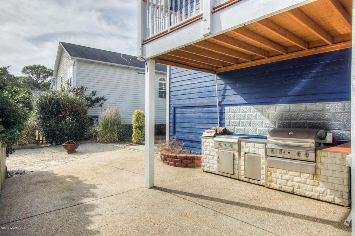 754 Sloop Pointe Ln, Kure Beach, NC 28449 photo 4