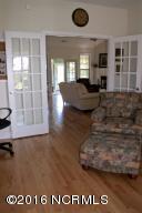 1013 Highlands Dr, Hampstead, NC 28443 photo 13