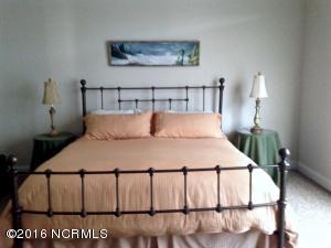 1013 Highlands Dr, Hampstead, NC 28443 photo 24