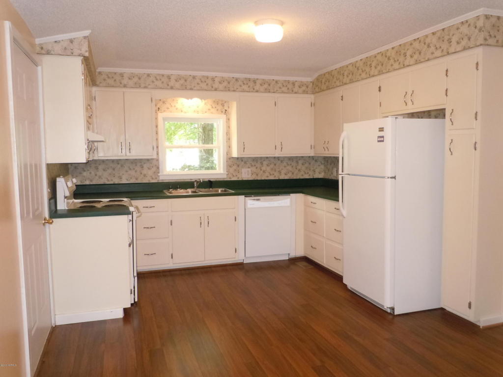 91 Enzor St, Fair Bluff, NC 28439 photo 11