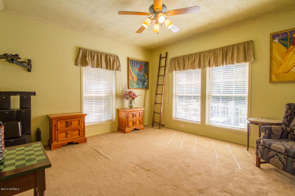 244 Racoon Hollow Rd, Atkinson, NC 28421 photo 15