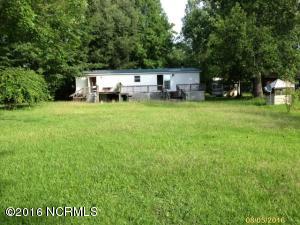 724 Bay Harbor Dr, Hampstead, NC 28443 photo 2