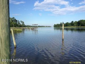 724 Bay Harbor Dr, Hampstead, NC 28443 photo 13