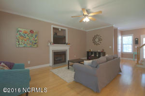 525 N Line Dr, Hampstead, NC 28443 photo 7