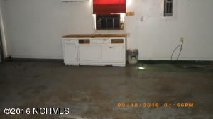 407 E Volant St, Hubert, NC 28539 photo 6