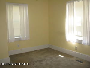 105 Sunset Dr, Williamston, NC 27892 photo 12