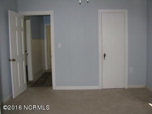 105 Sunset Dr, Williamston, NC 27892 photo 8