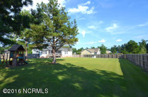 315 Oakmont Dr, Hampstead, NC 28443 photo 29