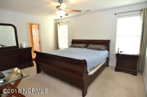 315 Oakmont Dr, Hampstead, NC 28443 photo 12
