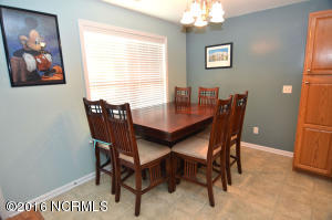 315 Oakmont Dr, Hampstead, NC 28443 photo 8