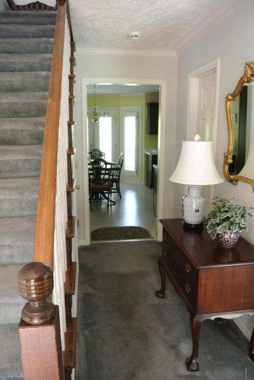 203 E Arrowhead Dr, Clinton, NC 28328 photo 10