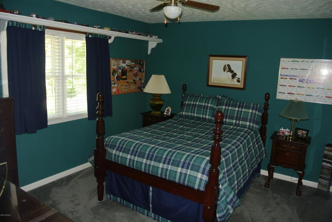 203 E Arrowhead Dr, Clinton, NC 28328 photo 24