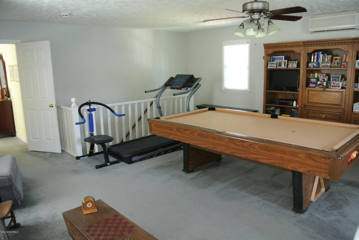 203 E Arrowhead Dr, Clinton, NC 28328 photo 26