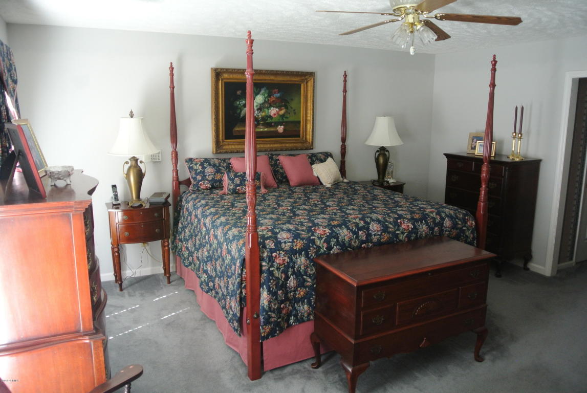 203 E Arrowhead Dr, Clinton, NC 28328 photo 19